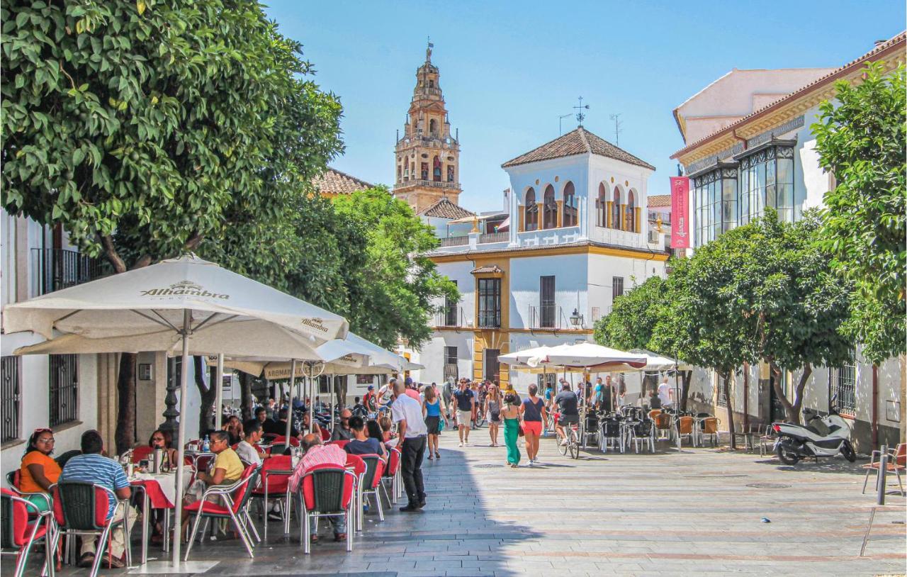 Beautiful Apartment In Cordoba With Kitchenette מראה חיצוני תמונה